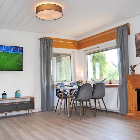Stilvolles Eifelhaus Am Nuerburgring Mit Eigenem Garten Boos Exteriör bild