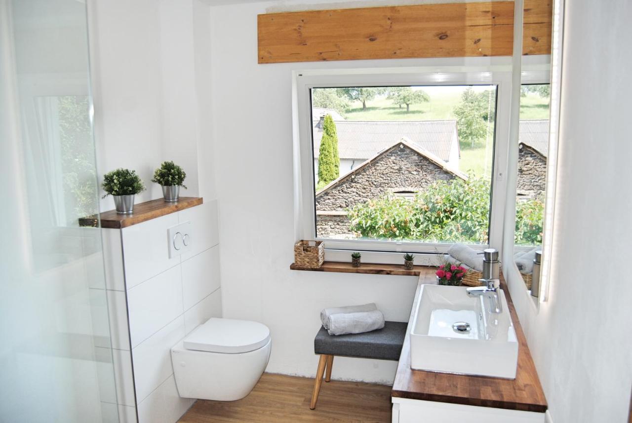 Stilvolles Eifelhaus Am Nuerburgring Mit Eigenem Garten Boos Exteriör bild